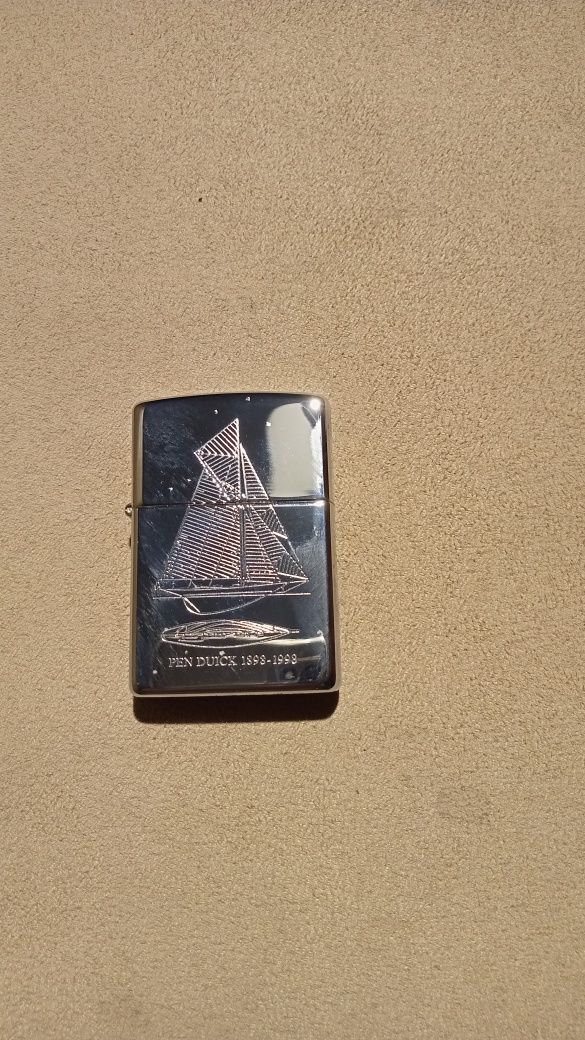 Isqueiro Zippo novo