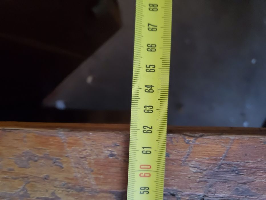 Стол письменный.