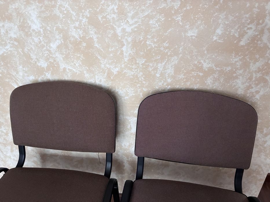 Brązowe krzesła biurowe 2 sztuki