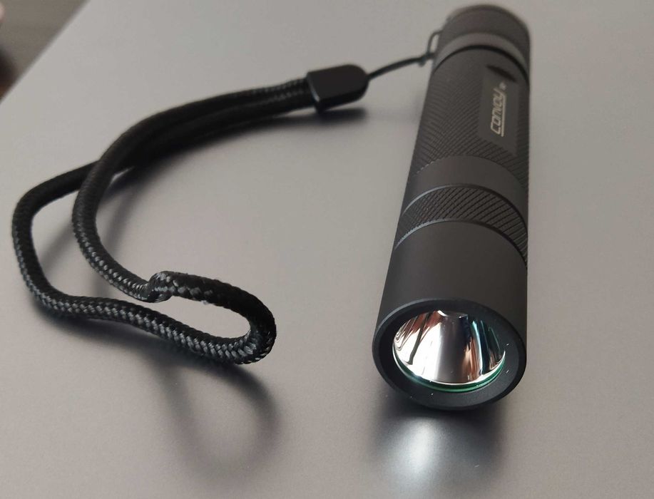 Latarka Convoy S2+ UV