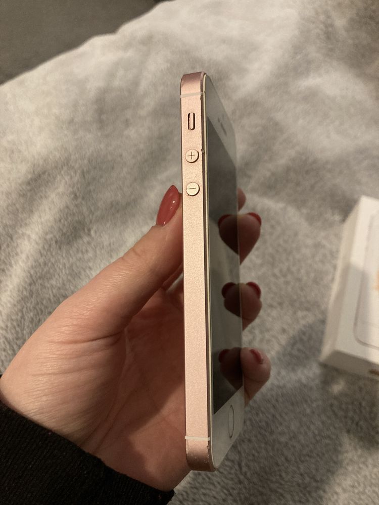 Iphone SE Rose Gold