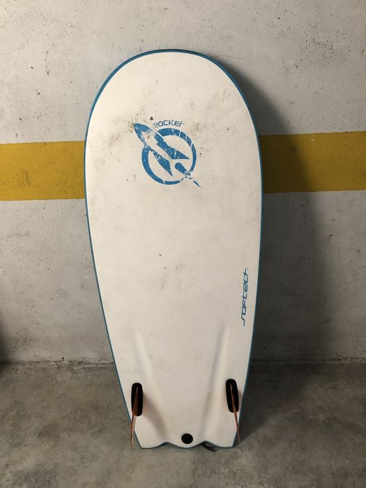 Prancha softech 5’2 com pouca utilizacao