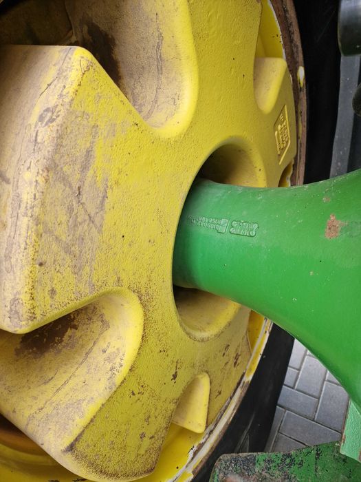 John Deere 8220  8320  8230  8330  8530  7930  7920