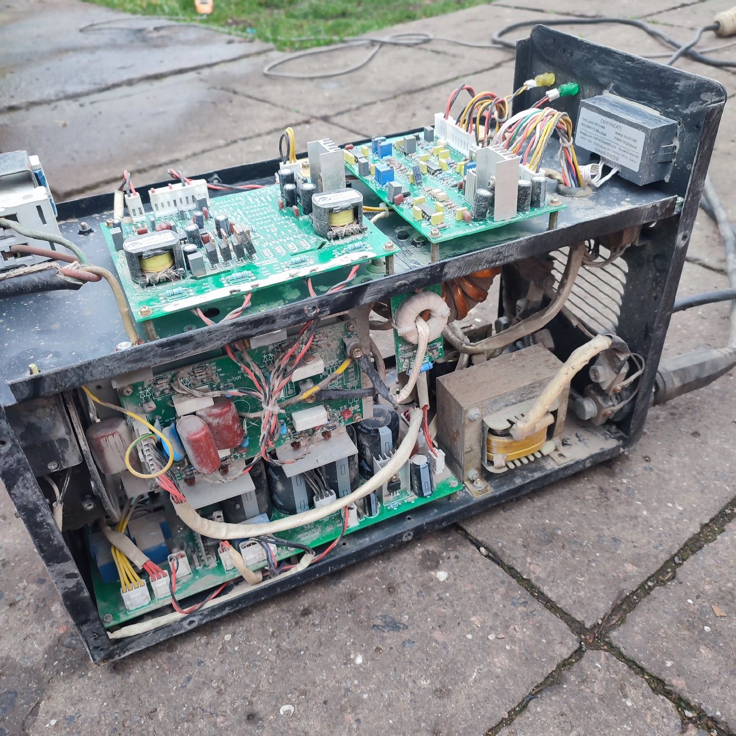 Сварочный апарат  Modern Welding MMA-250 IGBT 220-380V