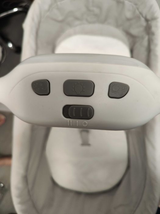 baby hug da Chicco 4 em 1  Valor negociavel