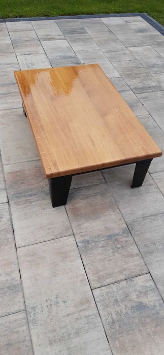 Stolik kawowy,lity dąb,100×63×32cm.