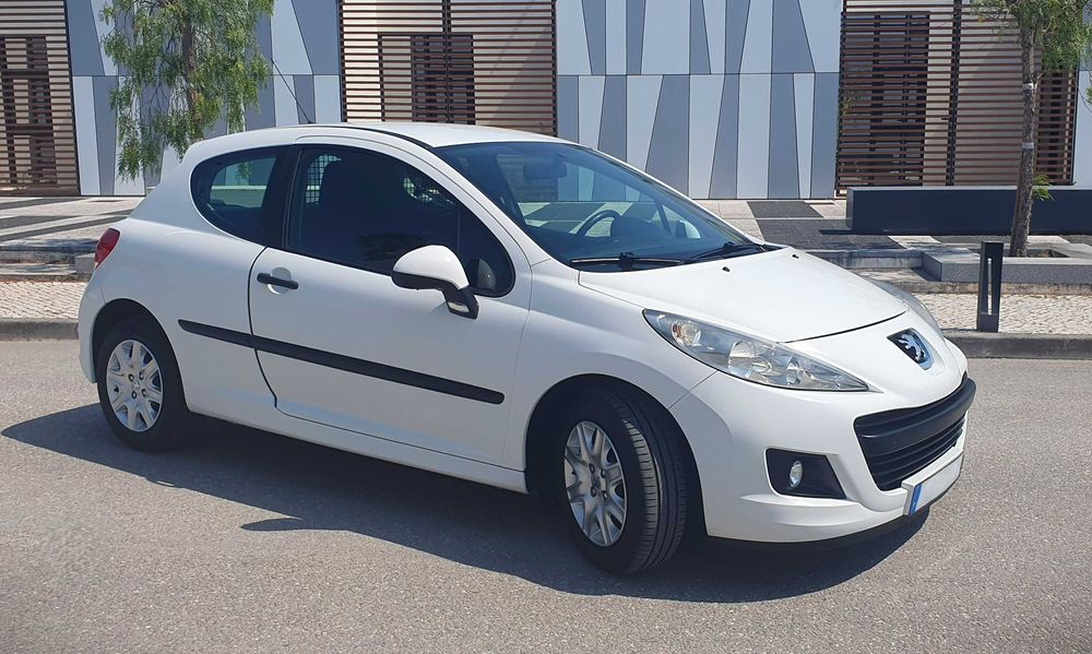 Vendo: PEUGEOT 207 - 1.4 HDi 68cv - 2 lugares (Comercial) / Impecável!
