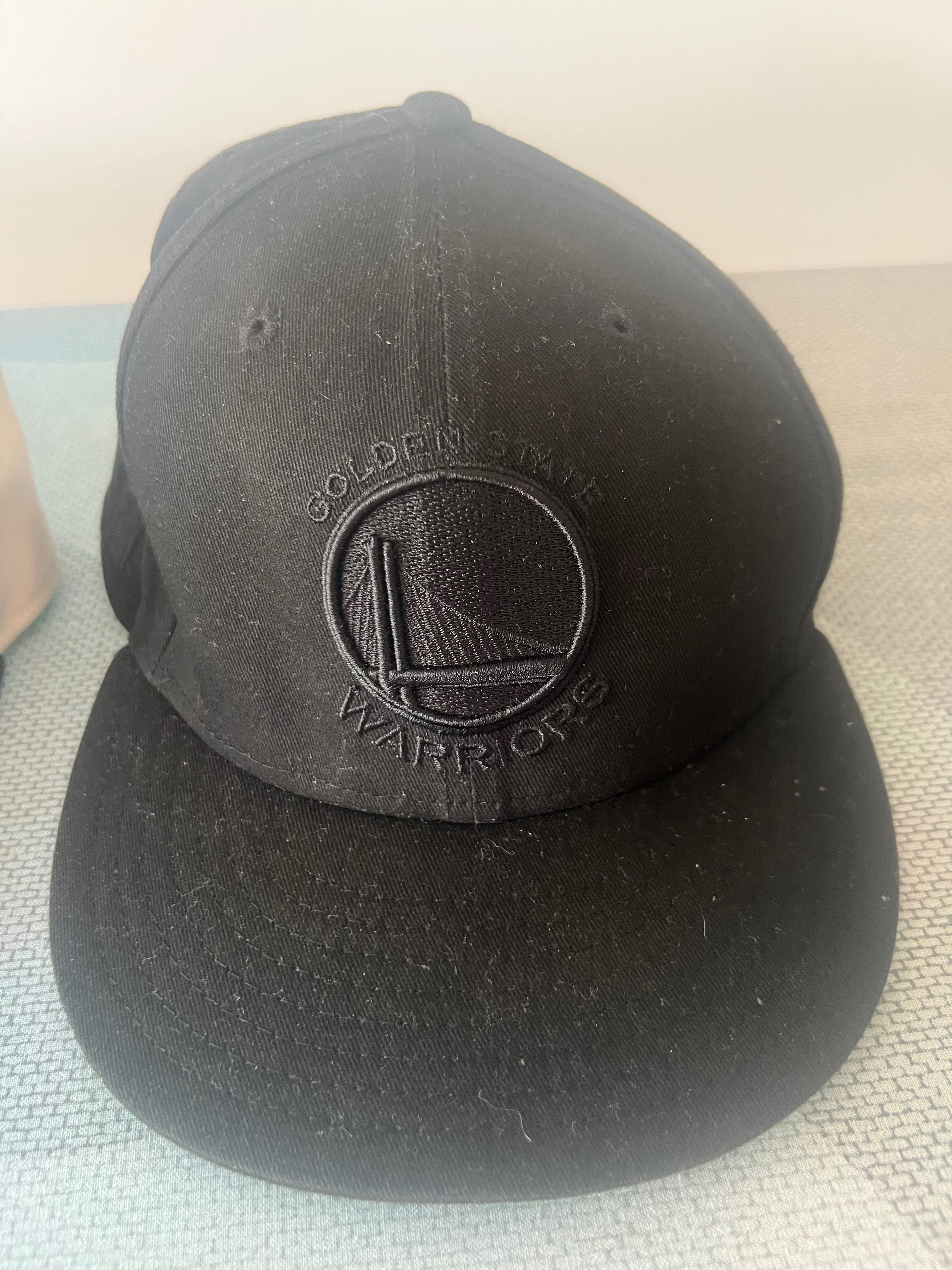 Vendo 2 chapéus NBA