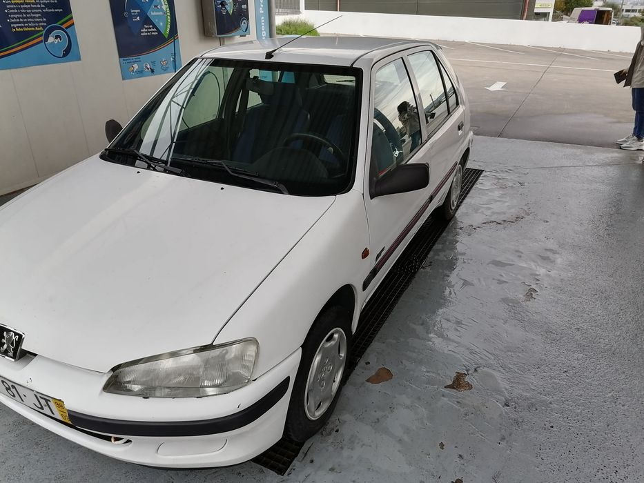 Peugeot 106 negociável