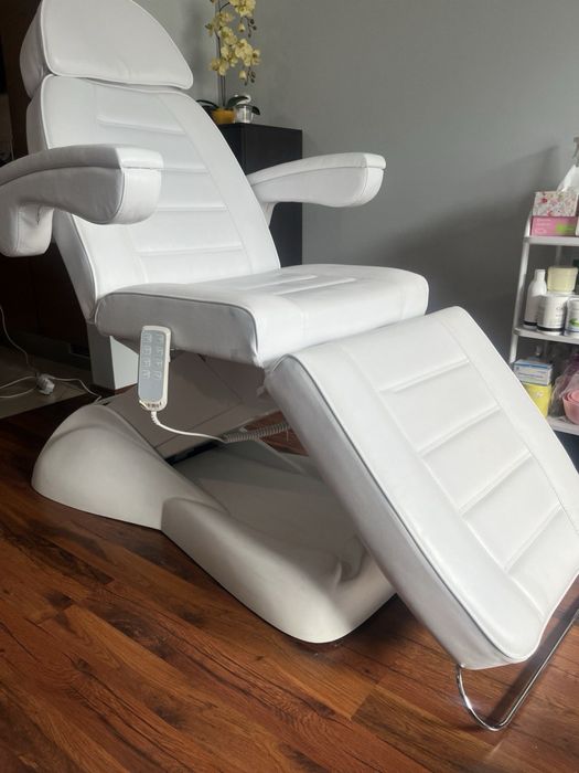 Fotel elektryczny kosmetyczny