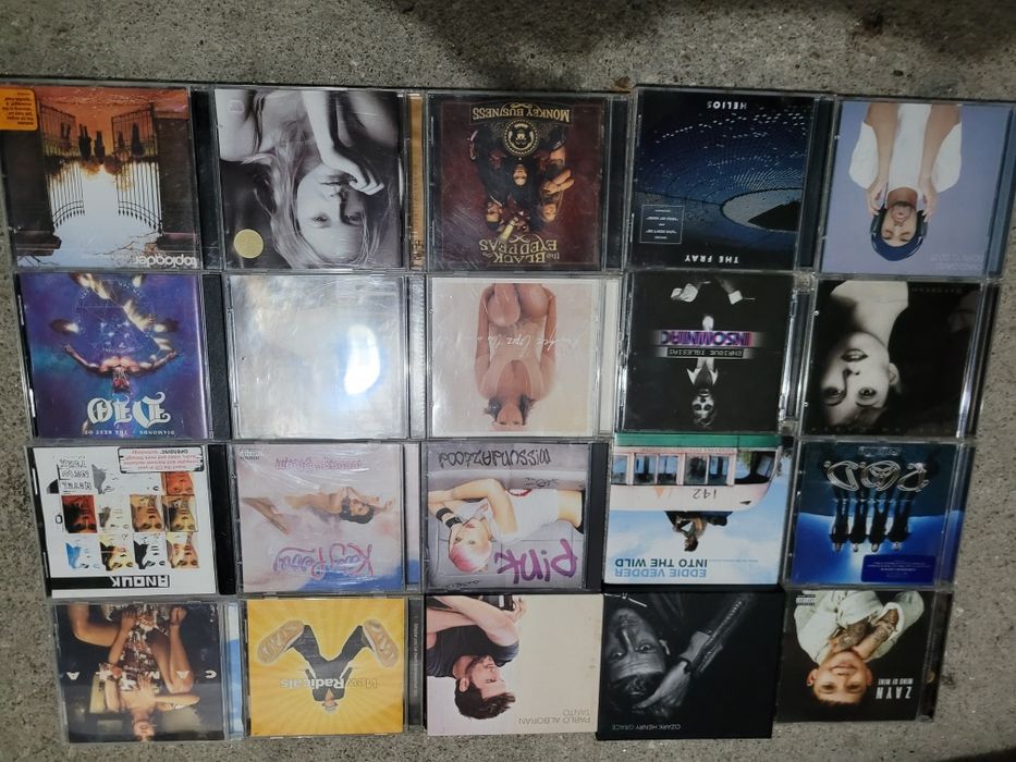 82 cds de música