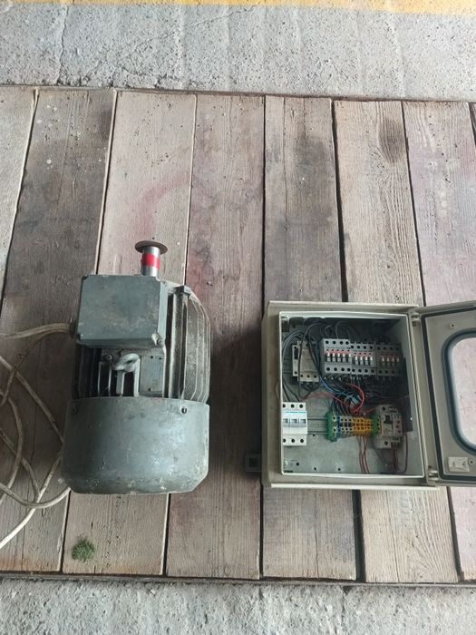 Silnik elektryczny 5,5 kw ze skrzynka rozruch praca