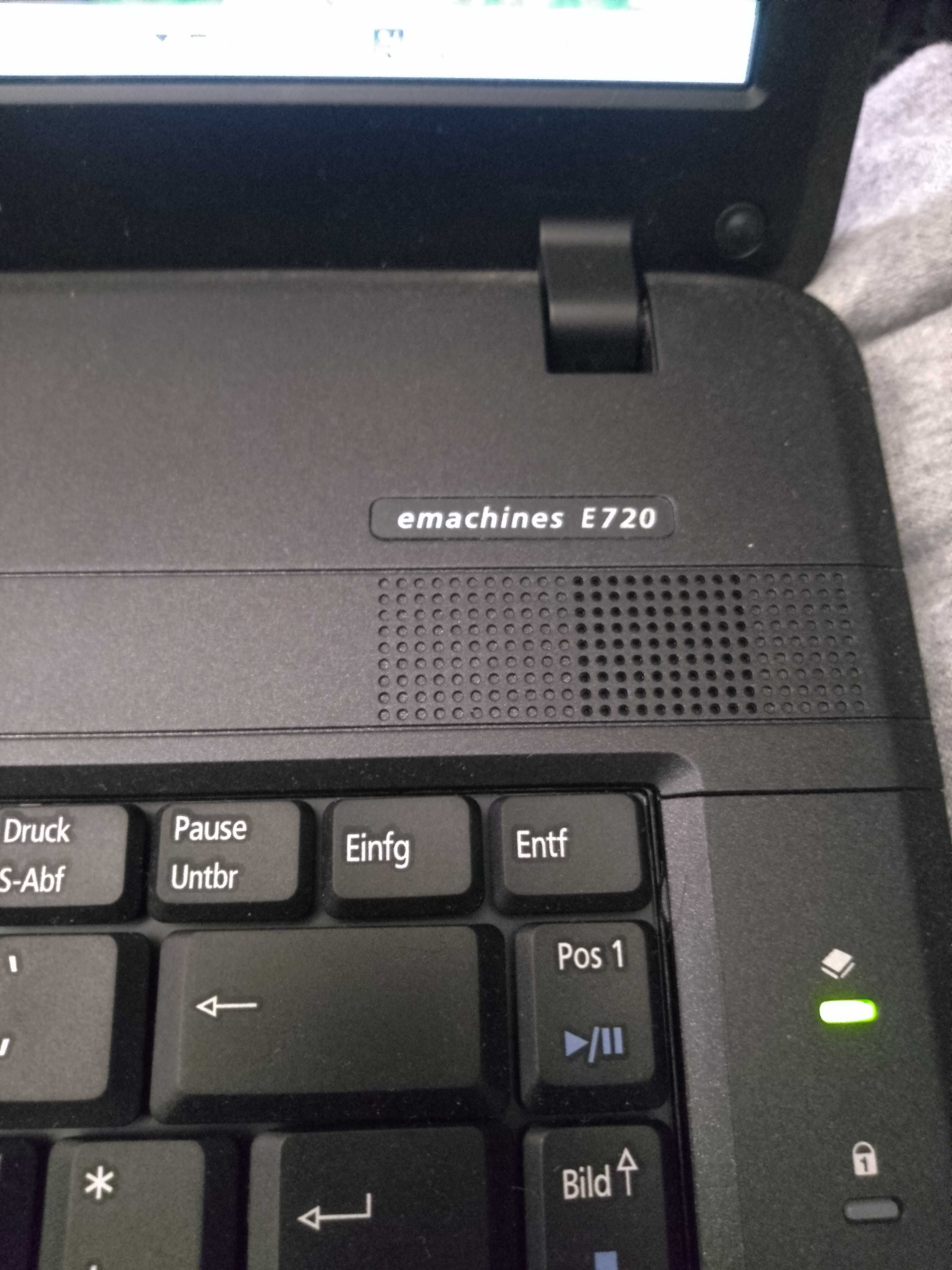 Laptop e Machines E720