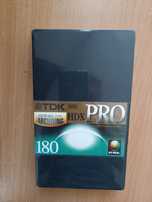 Cassetes VHS TDK Pro e Fuji Pro S-VHS