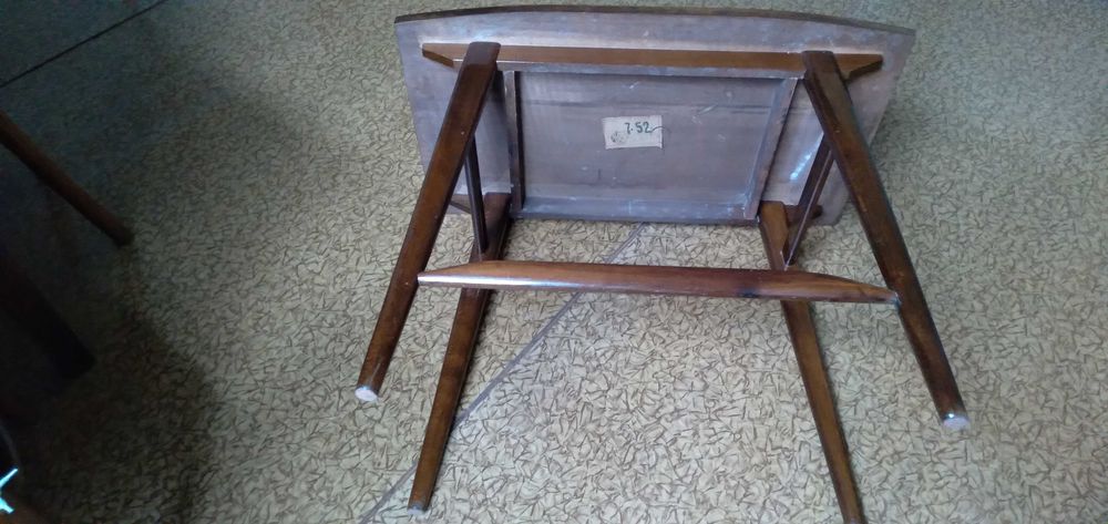 гарнітур столовий  Магнолія виробництва Румунія