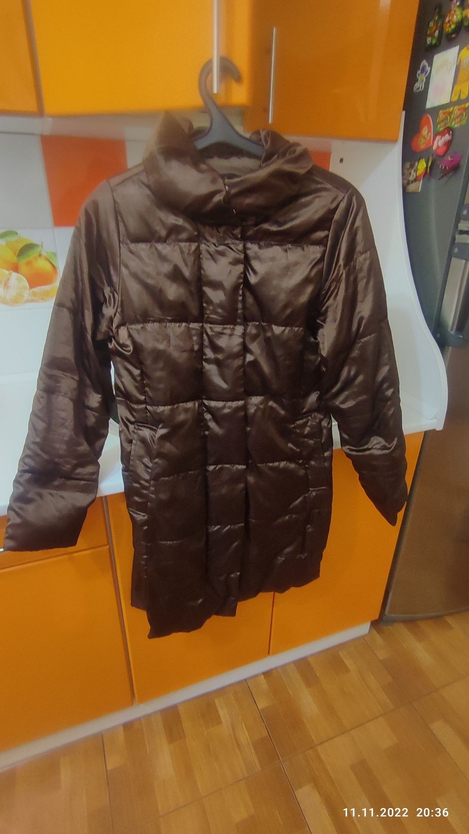Курточки по 250 грн