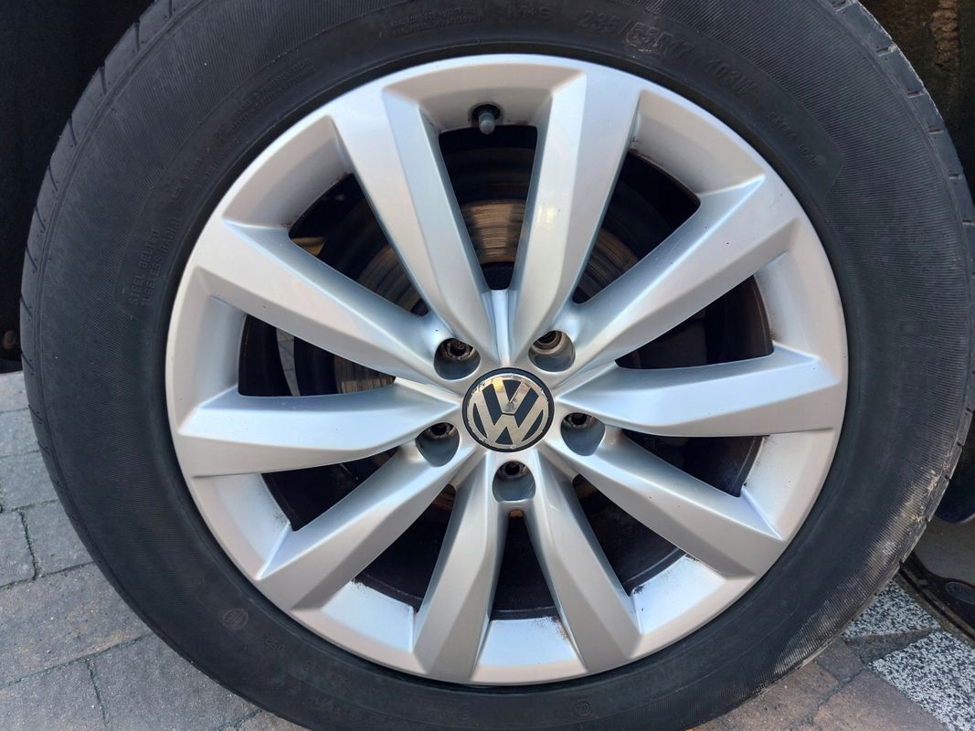 Felga Felgi Aluminiowe 17/5x112/7jx17 Et43 Vw Tiguan 5np