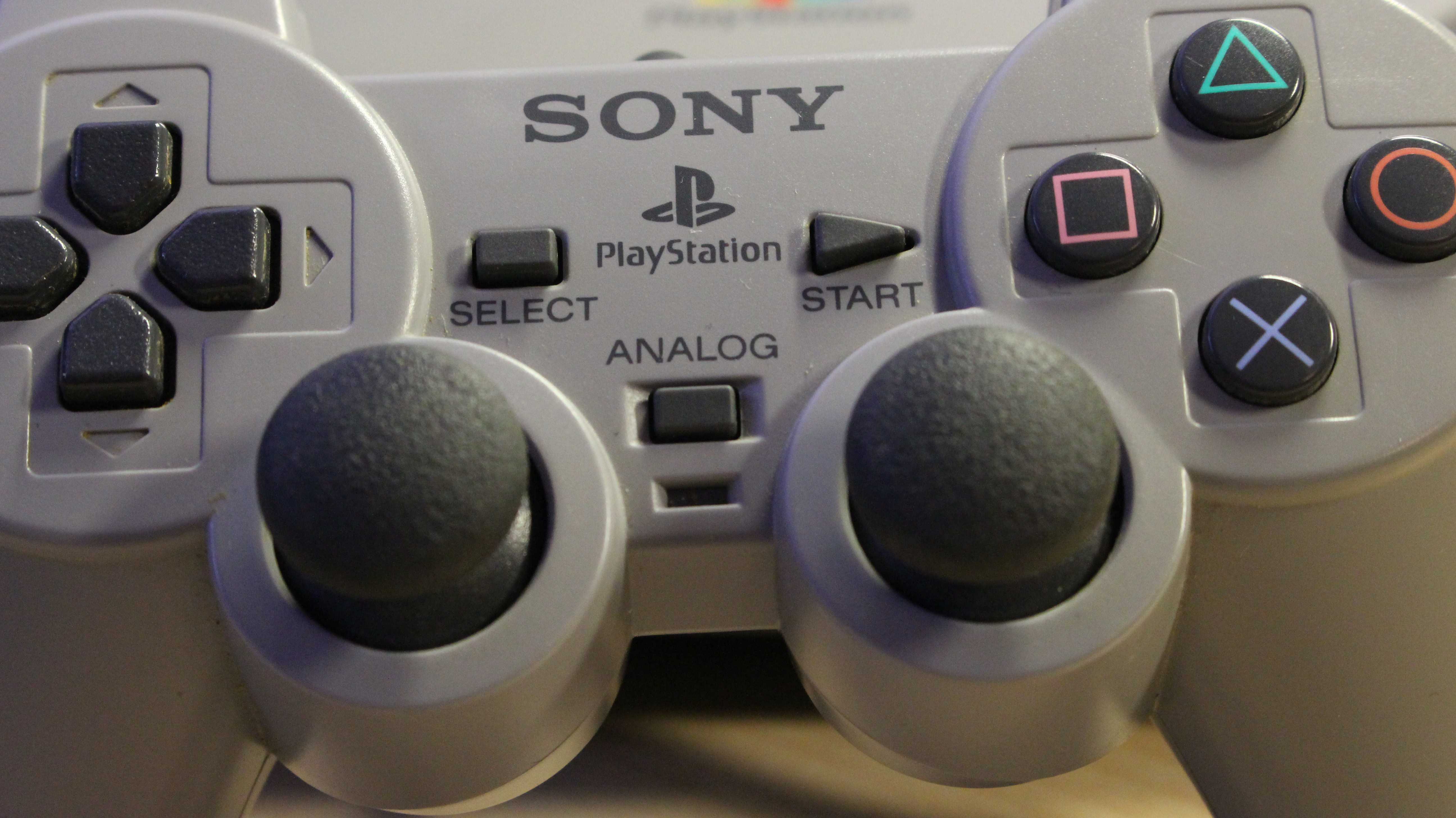 Konsola Sony  Playstation SCPH-9002 pad dualshock  okablowanie  st.bdb