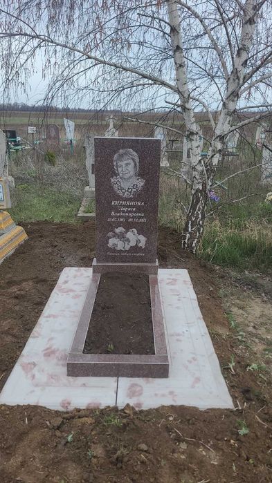 Памятники гранитные