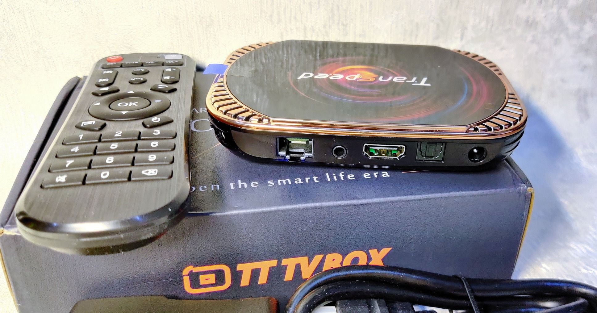 TV Box Vontar X4 / HK1 / Transpeed X4 4/32 Android 11 Amlogic s905x4