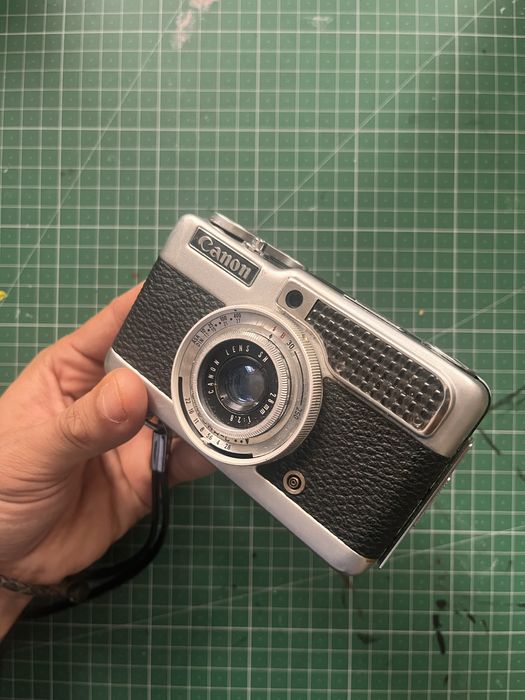 Camera 35mm - Canon Demi