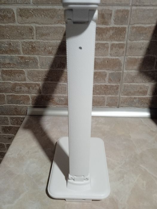 Настільна Led лампа Titanium