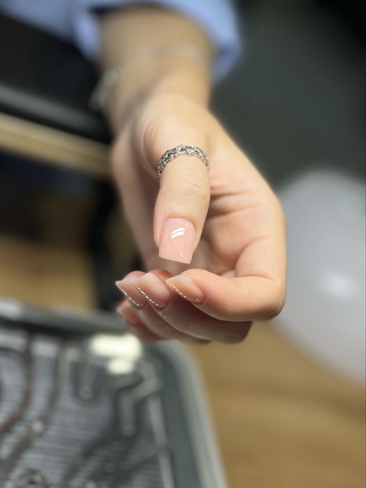 Манікюр Педикюр гель лак нарощення нігтів