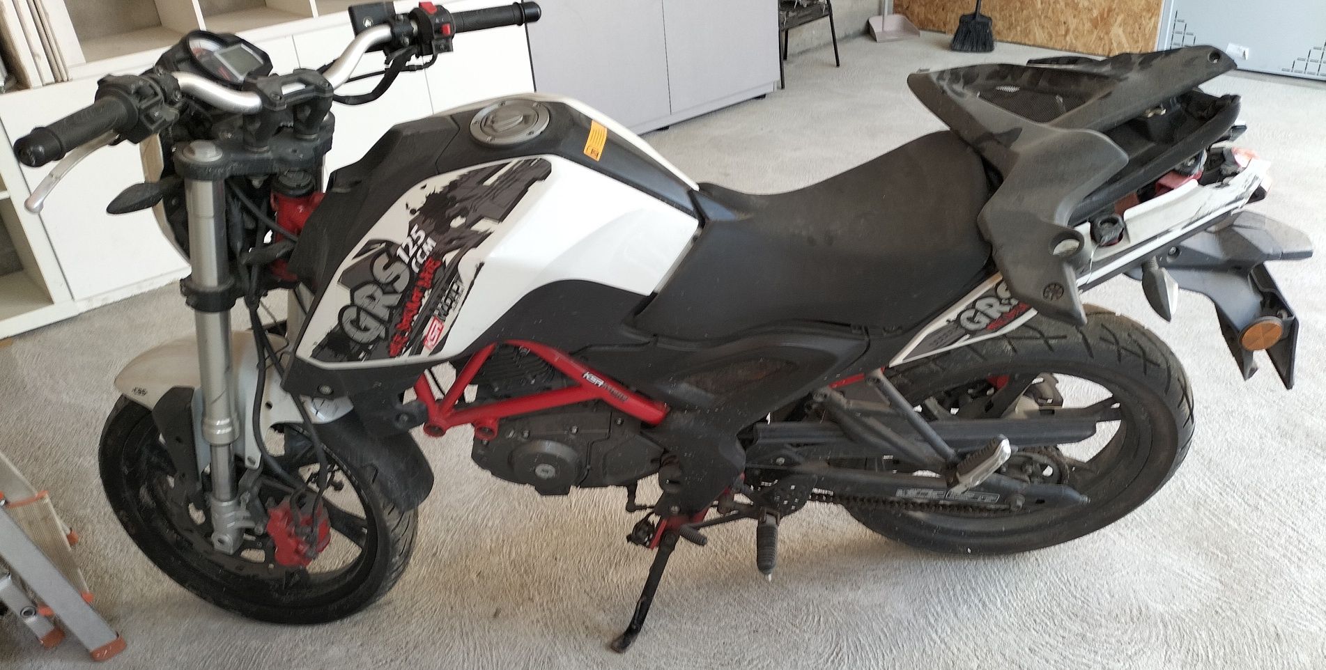 Mota acidentada, KSR moto GRS 125