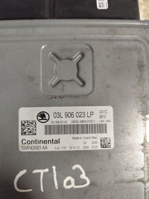 Skoda Octavia centralina do motor PCR 2.1 03L906023LP