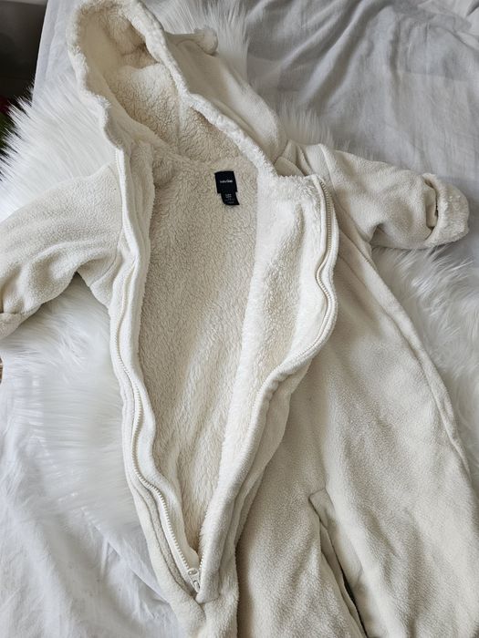 kombinezon zimowy. bardzo ciepły/3/6 miesięcy