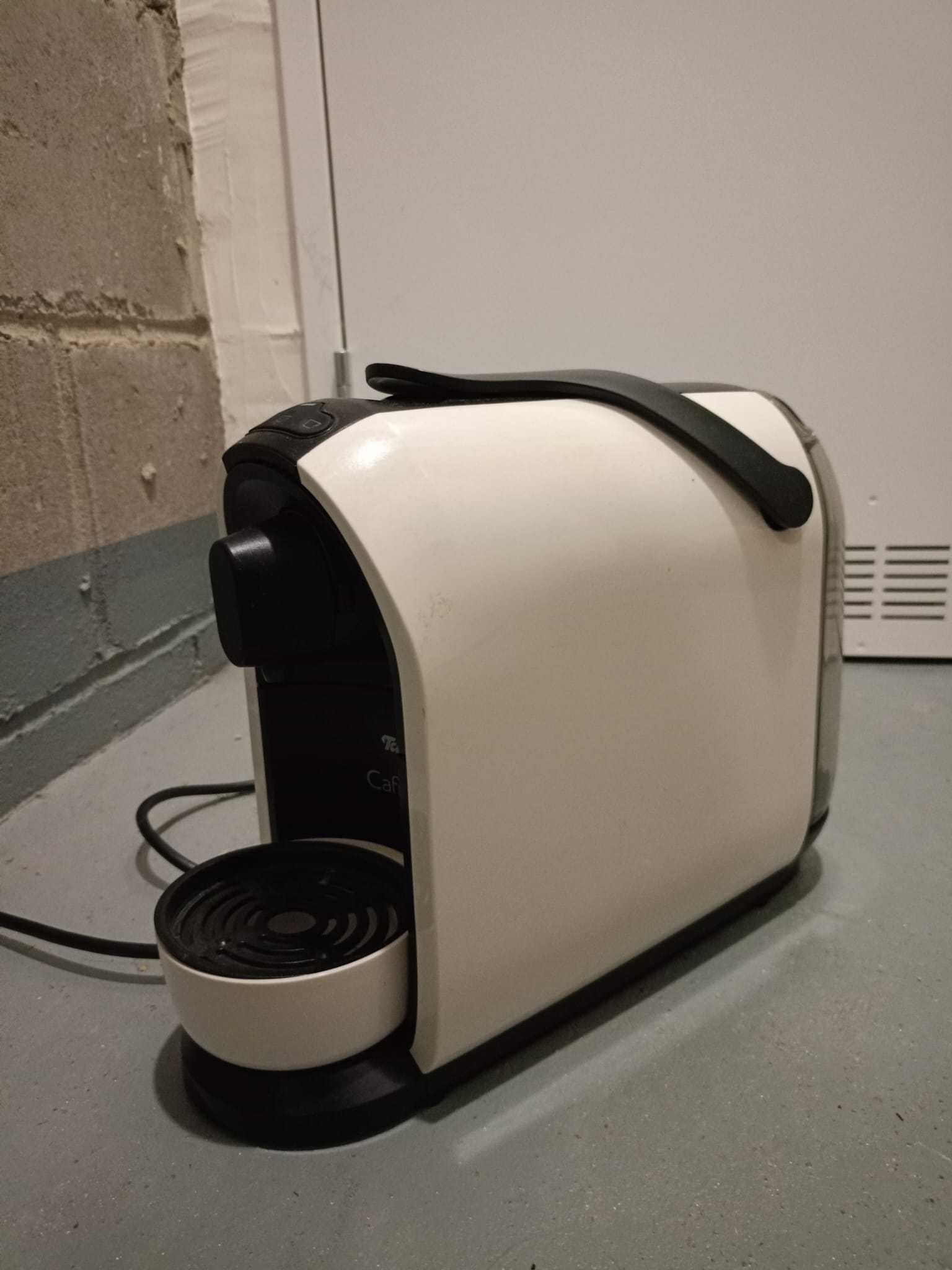 Ekspres kapsułkowy Tschibo Caffisimo