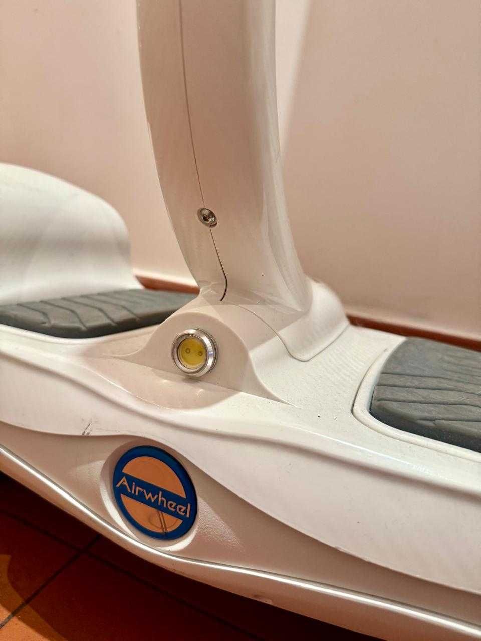 Diciclo Airwheel s8 mini - branco - estado NOVO!