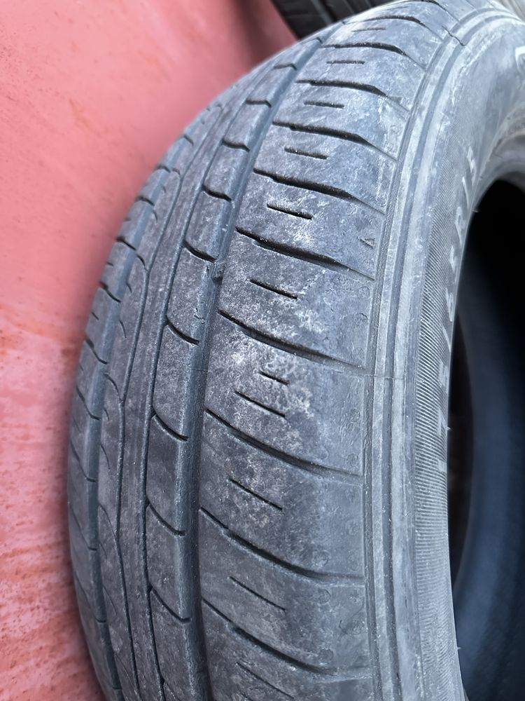 Автошини літні Dunlop 175/65 r15