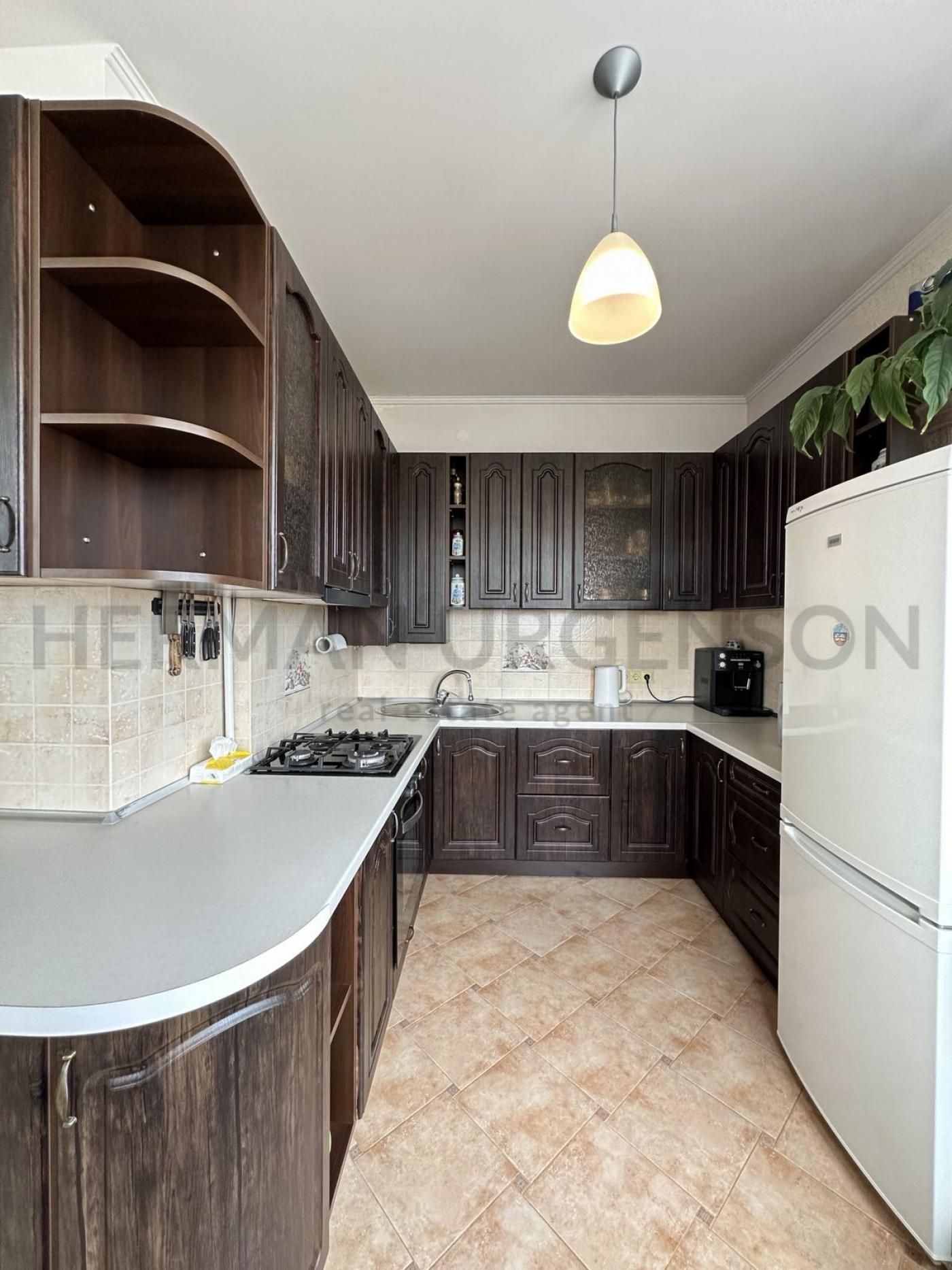 Продаж 4к квартири 115 м.кв / вул. Сiкорського, Новий район