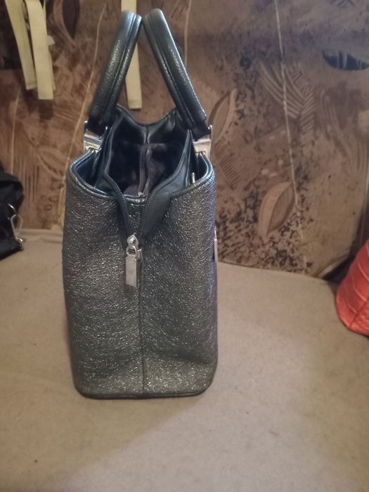 Продається сумка жіноча,