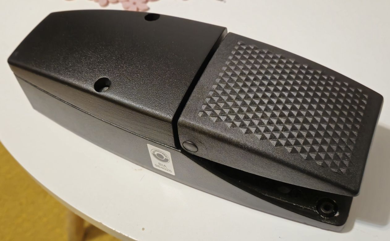 Footswitch krótkofalarski PTT Nożne YAESU ICOM KENWOOD Herga DX Contes