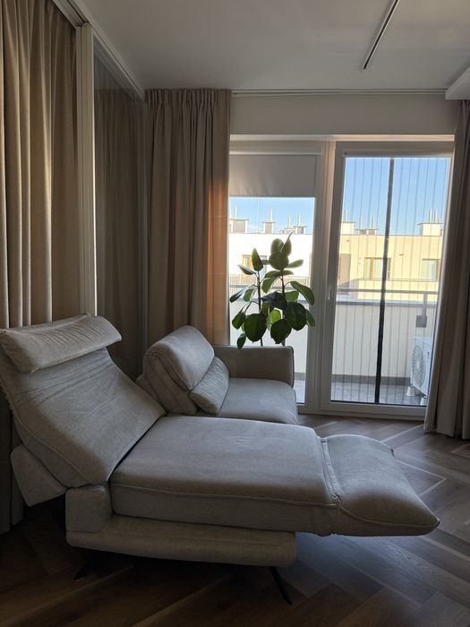 Hukla rozkładana sofa, różne konfiguracje siedzenia. Jak NOWA!