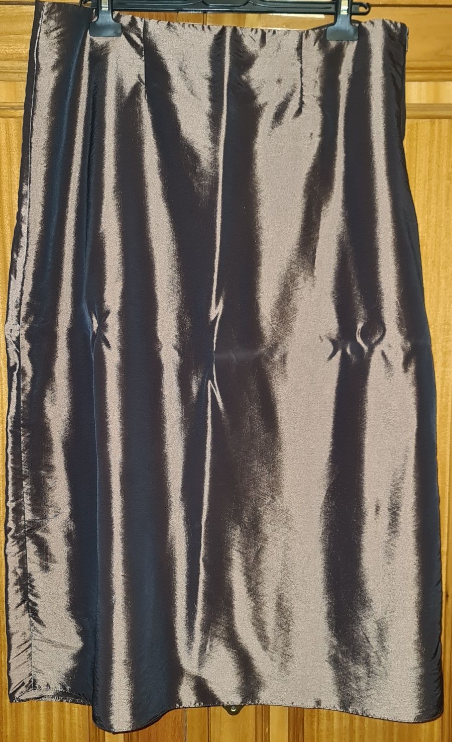 Vestido de cerimónia castanho