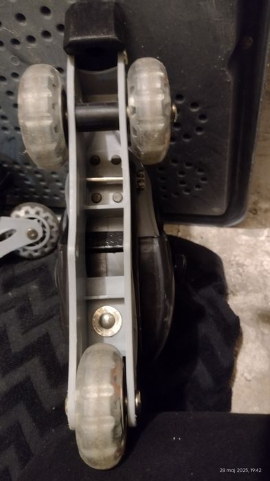 Rolko-wrotki Screw