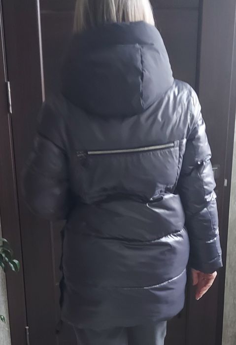 Куртка -пуховик Жіночий