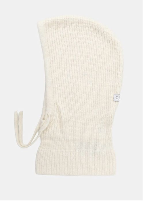 Капор капюшон з домішкою вовни оригінал Ugg та Guess круто сидять