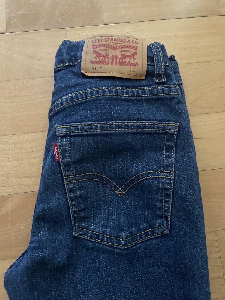 Spodnie jeansowe jeansy levis 510 r.152