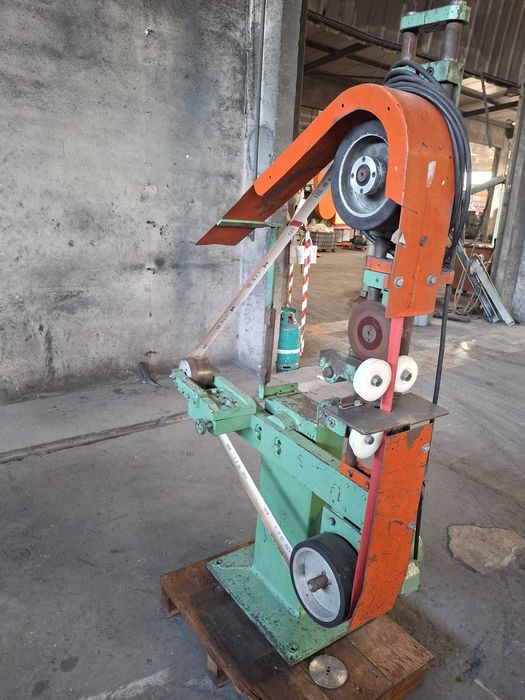 Maquina de lixar - Abicar garfos