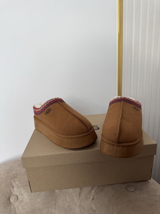 Ugg tazz tasman коричневі чорні всі розміри, лого, фото вживу. Олх