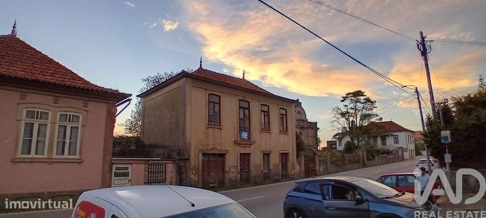 Casa / Villa T4 em Cortegaça de 324,00 m2