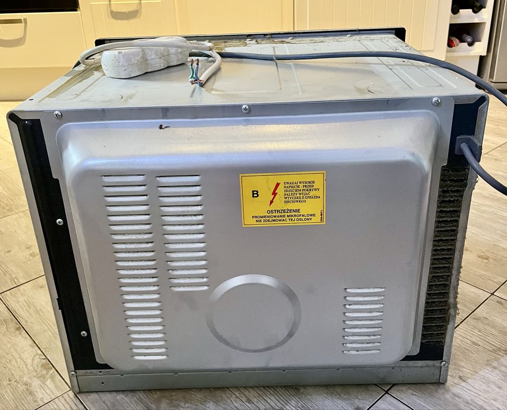 Samsung FQ159UST 100 % sprawny piekarnik uszkodzone drzwiczki