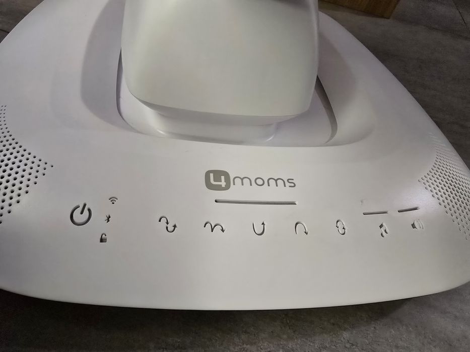 Заколихуючий центр 4Moms