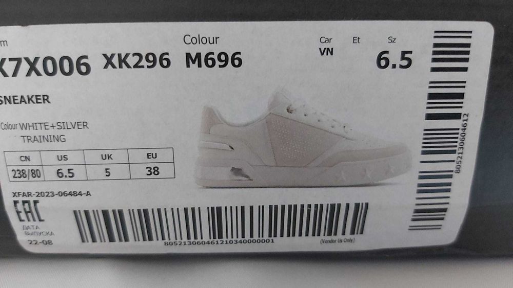 Sapatilha Emporio Armani Gold Star T38