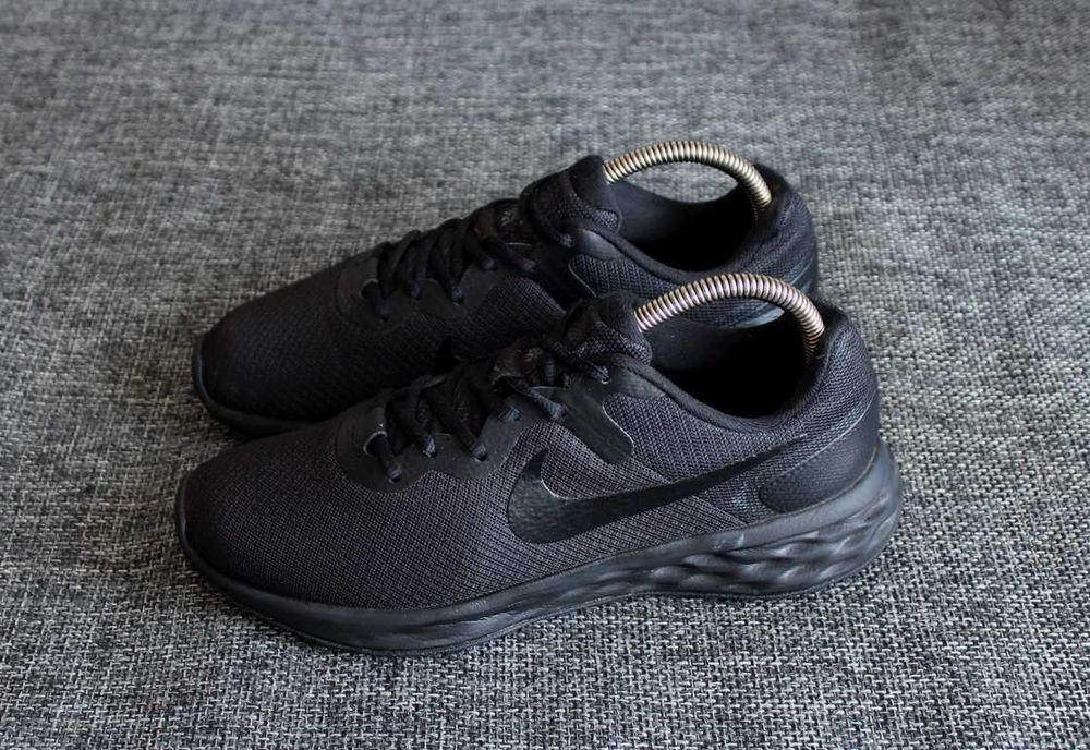 Кросівки Nike Revolution 6 Nn Оригінал 40.5р