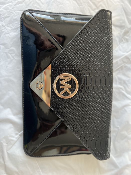 Clutch pochete preta Michael Kors